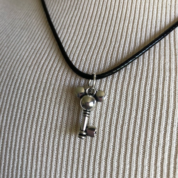 NEW Disney Mickey Mouse Key Rope Choker Necklace - Picture 2 of 3